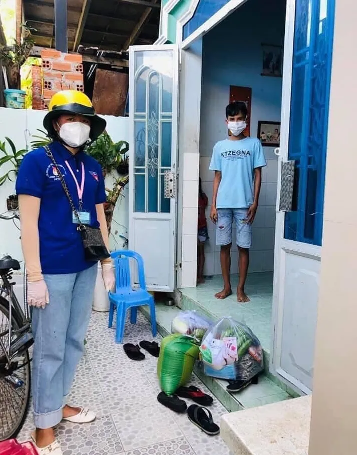 Ấm áp những san sẻ yêu thương với đồng bào xa xứ ảnh 7 Ấm áp những san sẻ yêu thương với đồng bào xa xứ ảnh 7