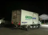 Khen thưởng trong đêm Tổ CSGT phát hiện 15 người trong thùng xe đông lạnh ảnh 3 Sốc: 15 người có cả trẻ em trong thùng xe đông lạnh 'thông chốt'