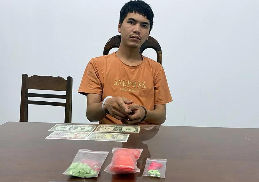 Nguyễn Hoàng Anh Ngọc tại cơ quan công an. Ảnh PĐ.