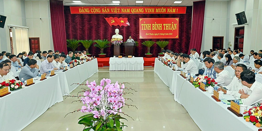 Toàn cảnh buổi làm việc. Ảnh: ĐH