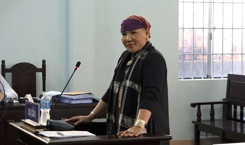 Bà Trần Thị Ngọc Nữ tại phiên tòa sơ thẩm. Ảnh: PĐ Bà Trần Thị Ngọc Nữ tại phiên tòa sơ thẩm. Ảnh: PĐ