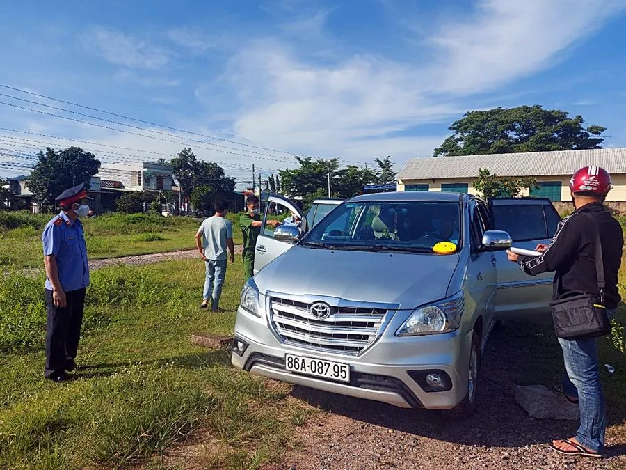 Cơ quan điều tra thực nghiệm hiện trường. Ảnh: ĐL. Cơ quan điều tra thực nghiệm hiện trường. Ảnh: ĐL.