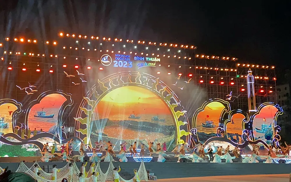 Đây được xem là chương trình dàn dựng rất công phu. Đây được xem là chương trình dàn dựng rất công phu.