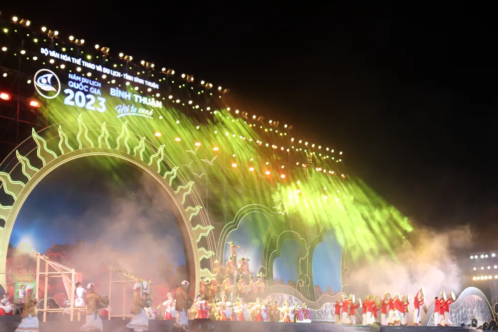 Tiết mục múa Chăm đặc sắc trong chương trình. Ảnh PN. Tiết mục múa Chăm đặc sắc trong chương trình. Ảnh PN.