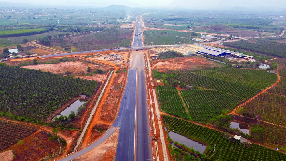 Cao tốc Phan Thiết-Dầu Giây. Ảnh PN. Cao tốc Phan Thiết-Dầu Giây. Ảnh PN.