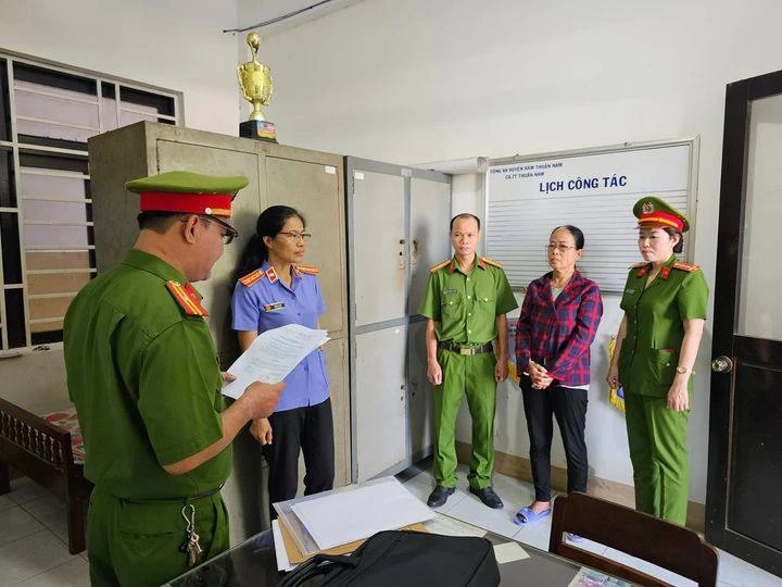 1 phụ nữ tạo đường dây hụi ảo chiếm đoạt hơn 30 tỷ đồng ảnh 1