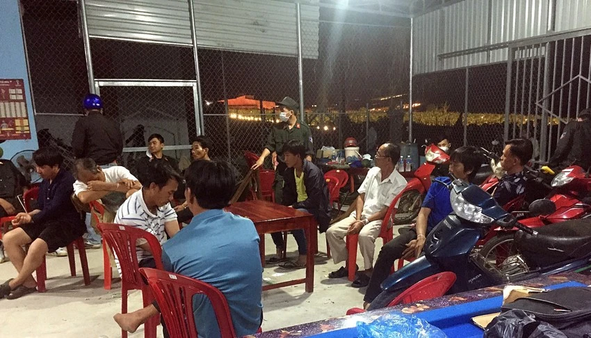 Đường dây cá độ hơn 200 tỷ đồng tại Bắc Bình bị triệt phá. Ảnh: PĐ