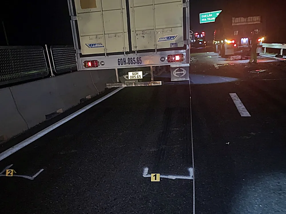 Hiện trường vụ tai nạn. Ảnh: PĐ Hiện trường vụ tai nạn. Ảnh: PĐ