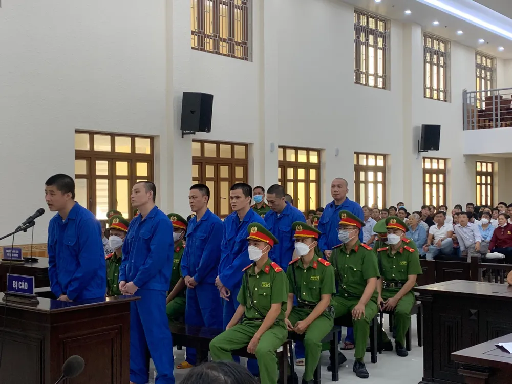 Các bị cáo tại phiên tòa sơ thẩm. Ảnh: ĐP Các bị cáo tại phiên tòa sơ thẩm. Ảnh: ĐP