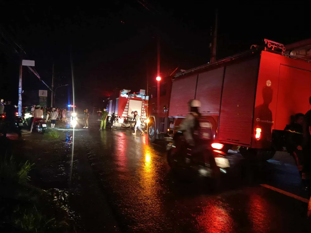 Hiện trường vụ cháy. Ảnh PĐ.