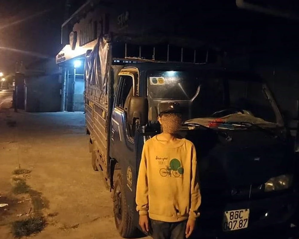 "Siêu trộm" và vụ trộm xe tải lần thứ hai. Ảnh PP. trom1.png
