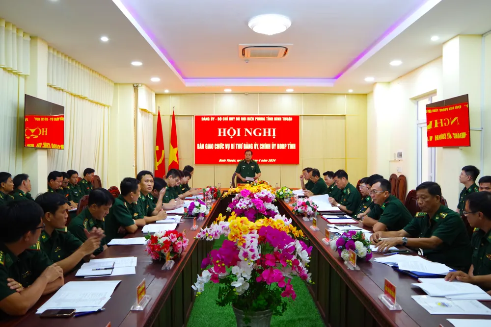 Quang cảnh buổi bàn giao. Ảnh TRUNG THÀNH. Bình Thuận