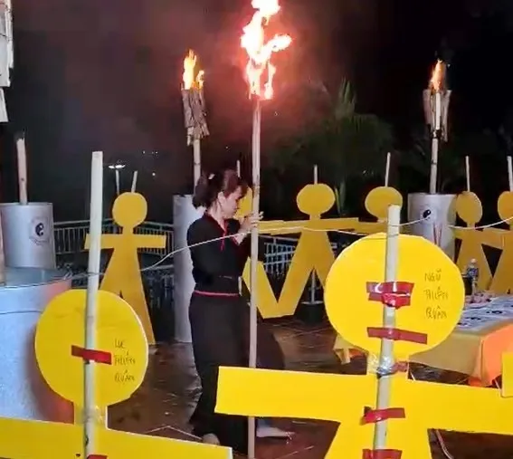 Cúng "trừ tà" tại một khu đất ở xã Thiện Nghiệp, Phan Thiết. phan-thiet (2).jpg