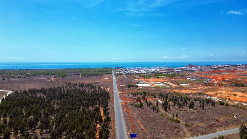Đường nối với cao tốc Phan Thiết-Dầu Giây xuống biển Tiến Thành. Ảnh PN. tinh-binh-thuan (8).jpg