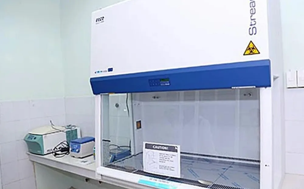 Máy xét nghiệm Realtime PCR của Công ty Việt Á từng cho Bệnh viện tỉnh Bình Thuận mượn. tinh-Binh-Thuan (1).jpg