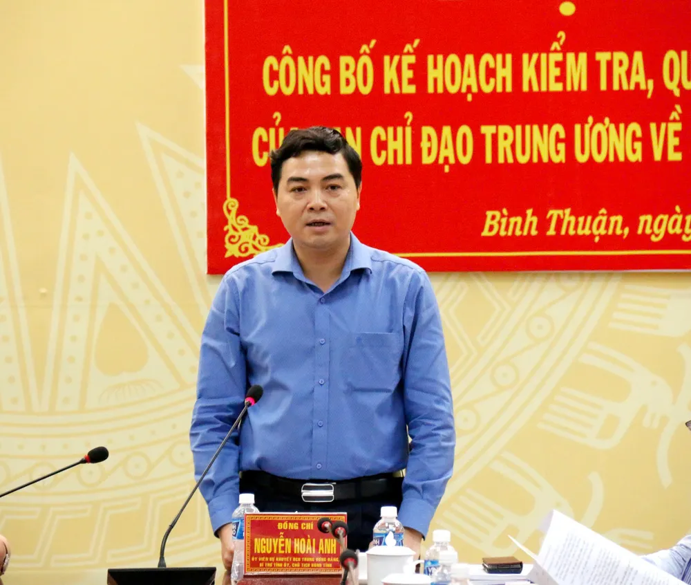 tham nhũng tiêu cực