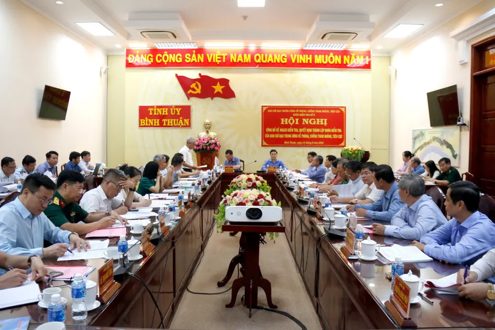 tham-nhung-tieu-cuc (3).jpg