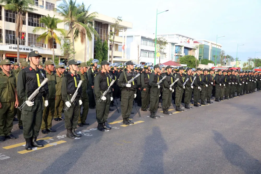 Công an Bình Thuận ra mắt 136 tổ tuần tra vũ trang. cong-an-binh-thuan (6).jpg