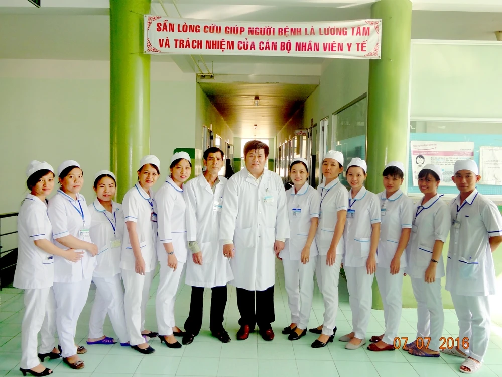 Tỷ lệ bác sĩ về công tác tại Bình Thuận rất ít. no-hoc-phi (2).jpg