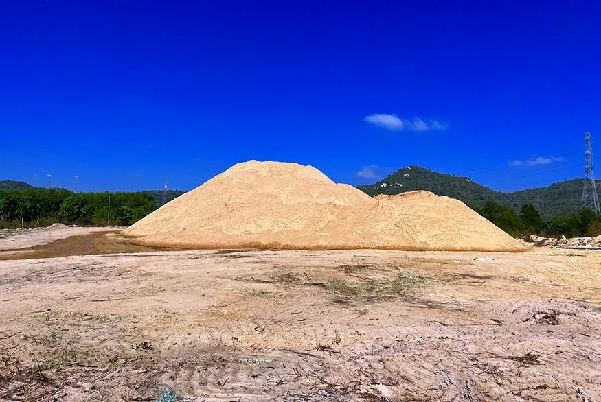Khối lượng khoáng sản khai thác trái phép, tang vật vụ án. khai-thac-khoang-san (1).jpg