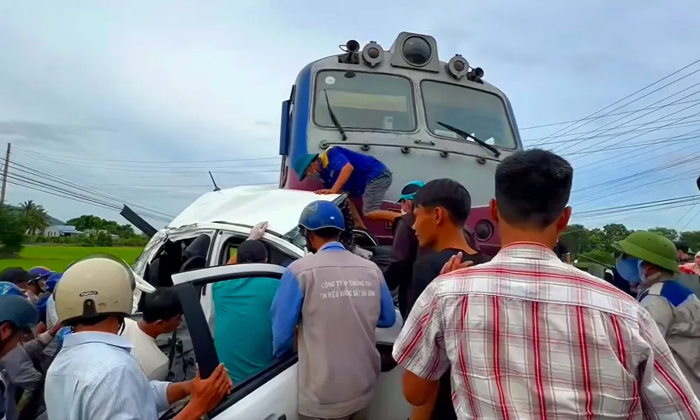 tau-hoa-tong (2).jpg