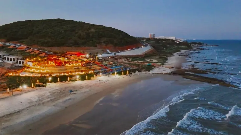 Toàn cảnh các công trình ở Dốc Hoàng Hôn, Núi Cố, Phan Thiết. doc-hoang-hon (9).jpg