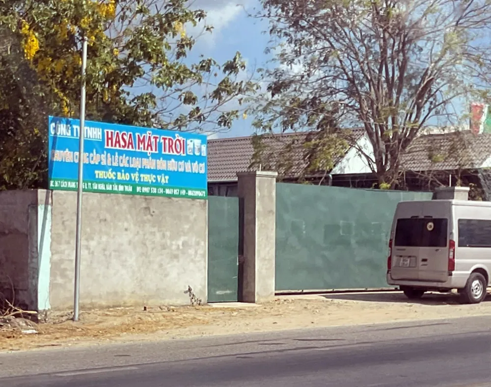 Kho hàng của Công ty Hasa Mặt Trời. hasa mặt trời
