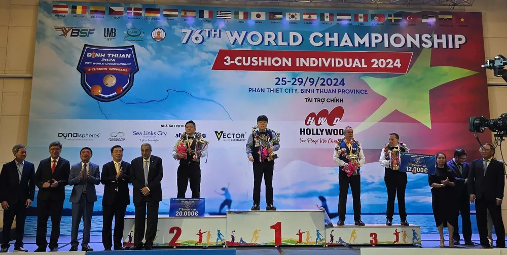 4 cơ thủ xuất sắc nhất giải đấu. Ảnh: PN Billiards-carom-3-bang (4).jpg
