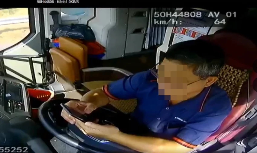 dien-thoai-di-dong (1).png