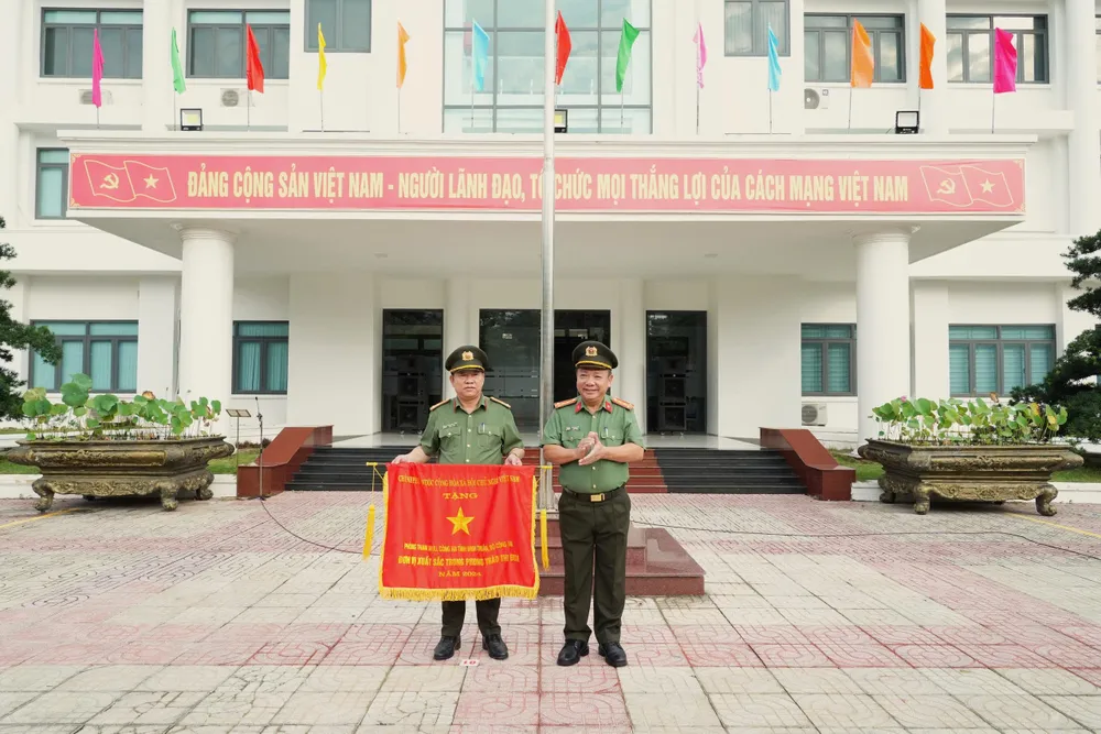 phong-tham-muu (3).jpg