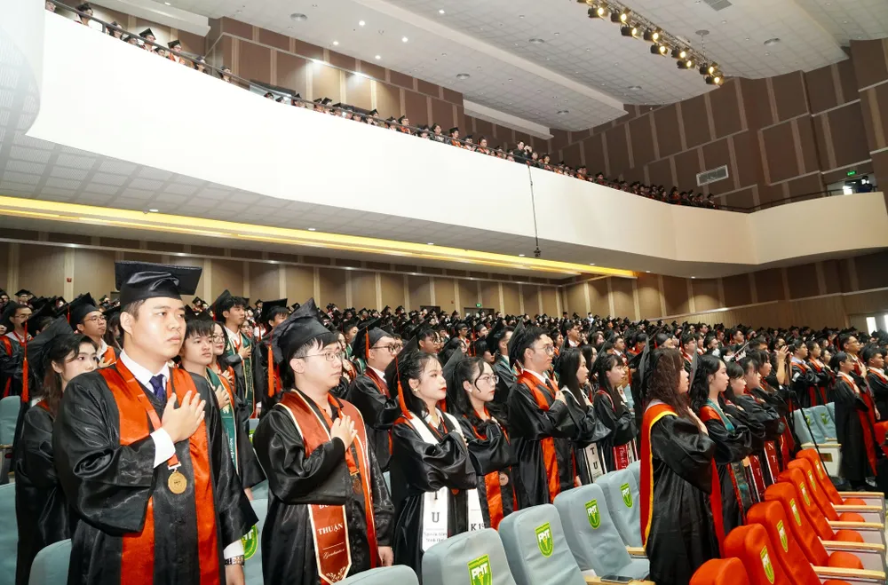 bac-si-noi-tru (7).jpg