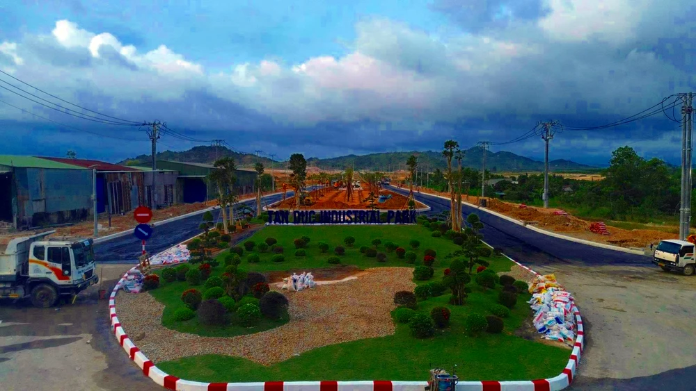 khu-cong-nghie--tan-duc (4).jpg