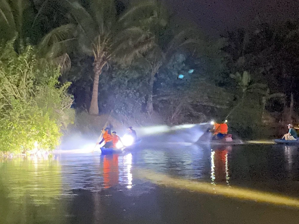 nguoi-dan-ong (2).jpg