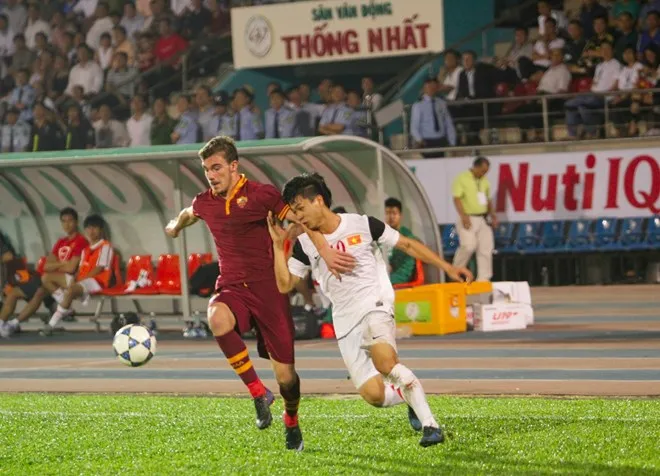 Hàng thủ Roma vô hiệu hóa Công Phượng như thế nào? ảnh 5