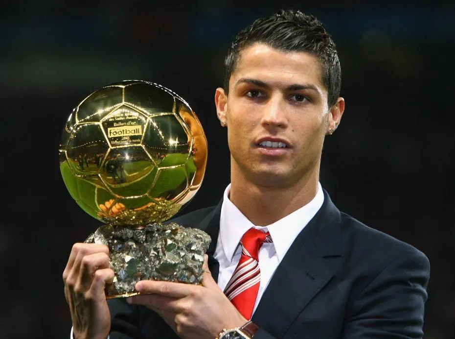 CR7 được thông báo đã giành QBV 2013!? ảnh 1