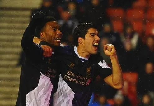 Sturridge trở lại sau chấn thương giúp hàng côngLiverpool thêm đáng sợ. article-2537318-1A98BA96000005-1729-3333