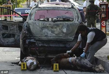 thi thể, cháy thui, biên giới, Mỹ, Mexico