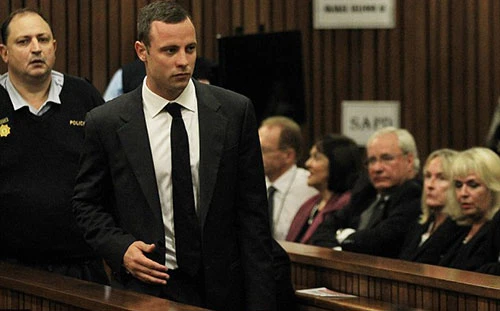 Không chân, VĐV, Pistorius, giết bạn gái