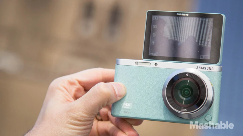Máy ảnh Samsung cho tín đồ ảnh “tự sướng” ảnh 12