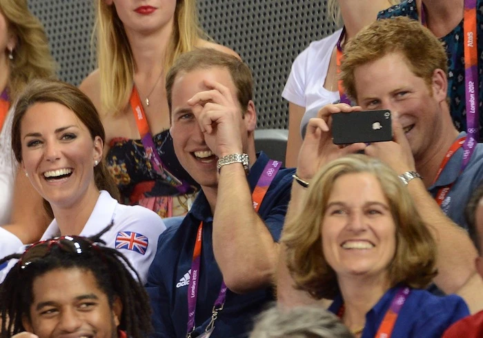 BlackBerry là lựa chọn số 1 của nhiều nguyên thủ thế giới ảnh 9 BlackBerry là lựa chọn số 1 của nhiều nguyên thủ thế giới ảnh 9