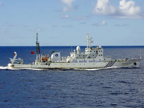 Tàu hải giám Trung Quốc. Ảnh: EPA