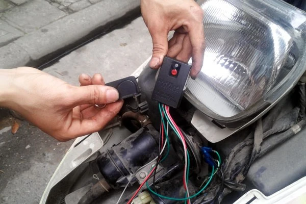 Công nghệ khóa chống trộm thông minh cho xe máy ảnh 1