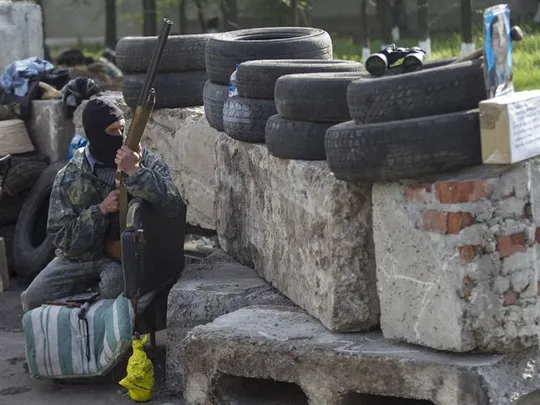 Trực thăng, lính dù Ukraine vây Slavyansk ảnh 2 Славянск, 1 мая 2014 года