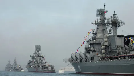 Nga bổ sung tàu ngầm, chiến hạm tới Crimea ảnh 1 Nga sẽ chi 2,4 tỷ USD cho Hạm đội Biển Đen đến năm 2020.