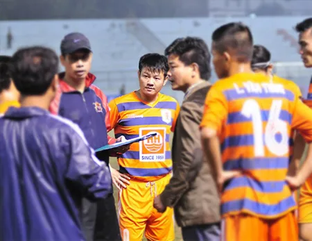Văn Quyến đã trở lại Ninh Bình dù vẫn chưa khỏe hẳn