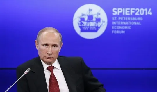 Tổng thống Nga Vladimir Putin tại St.Petersburg. Ảnh: Reuters Tổng thống Nga Vladimir Putin tại St.Petersburg. Ảnh: Reuters