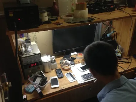 Để tránh cháy nổ khi sử dụng điện thoại di động ảnh 3 Để tránh cháy nổ khi sử dụng điện thoại di động