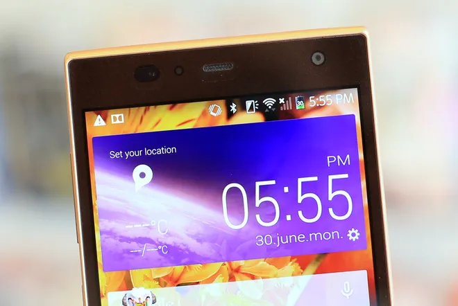  Mở hộp smartphone Nhật camera 20 'chấm', bảo mật vân tay ảnh 5