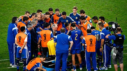 Nhìn lại diễn biến trận chung kết kinh điển giữa Đức và Argentina ảnh 15