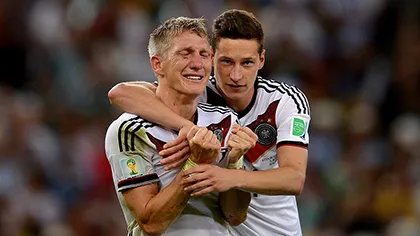 Khoảnh khắc đăng quang đầy cảm xúc của nhà vô địch thế giới Đức ảnh 6